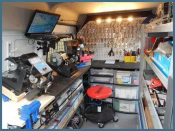 Safe Key Shop Bellflower, CA 562-263-5455 - 2-mobile-locksmith